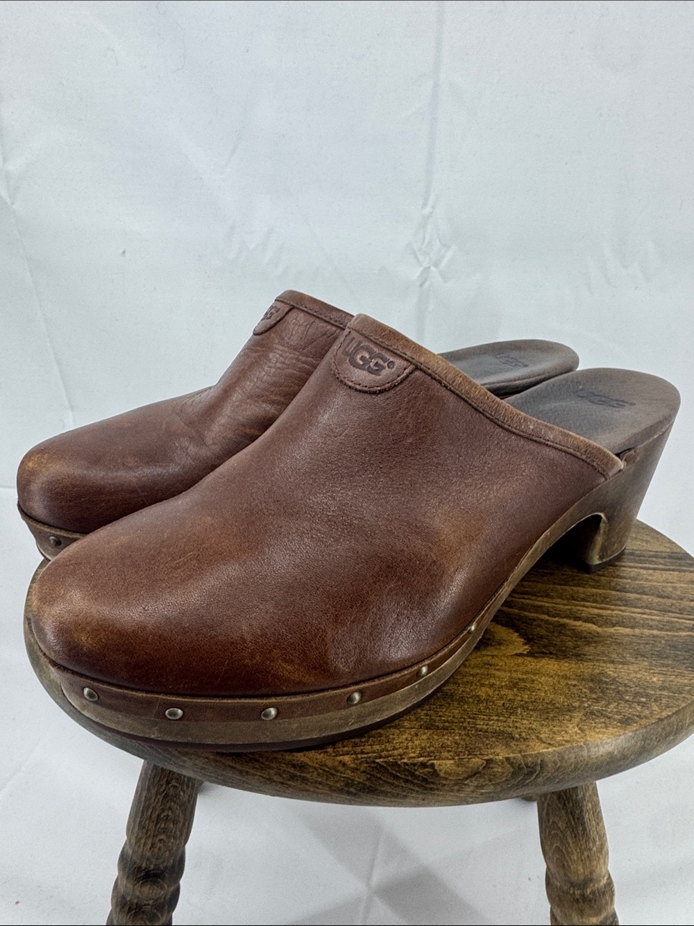 UGG Australia Womens Abbie Chunky Heel Clogs, Brown Leather Studded, sz 11